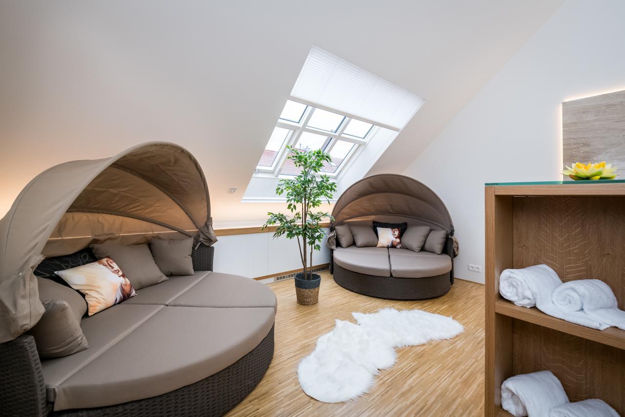 Love To Live Apartments ปราก ภายนอก รูปภาพ